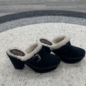 KORS Michael Kors Suede/Sherpa Clogs